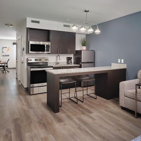Stayapt Suites Монтгомери Экстерьер фото